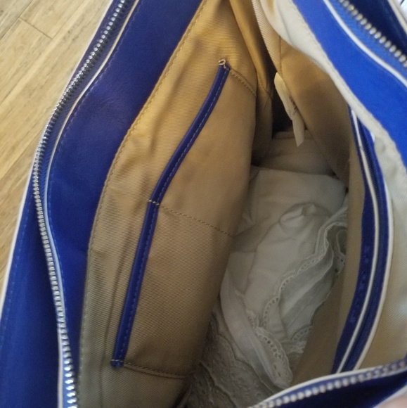 Gianfranco Ferre royal blue hand bag - Picture 4 of 6